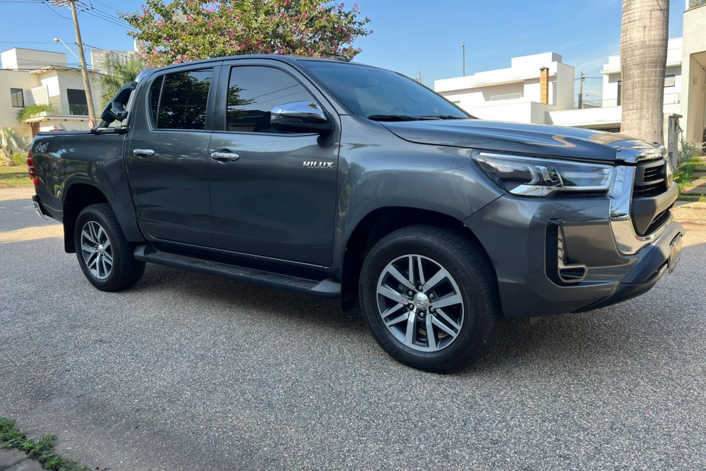 Hilux CD 4X4 2.8 Hilux CD 4X4 2.8